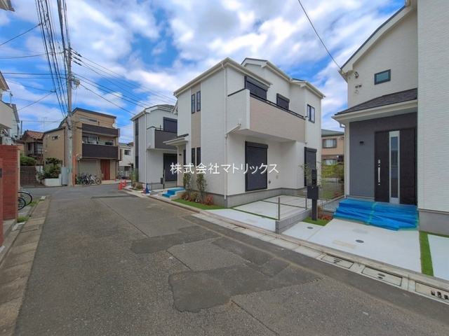 練馬区土支田3丁目　長期優良住宅　角地含む全3棟の前面道路含む現地写真