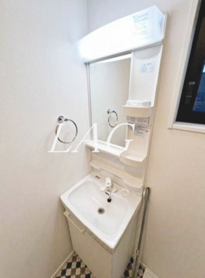 【洗面所】 | アクシス西新井 | 洗面台です。