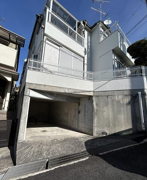西宮市　五月ケ丘　中古戸建の画像