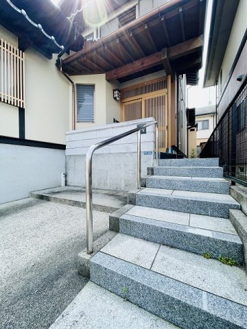 【エントランス】 | 筑紫野市原田8丁目　戸建て