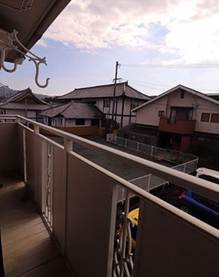 【バルコニー】 | コスモハイツ柳瀬 | 現況を優先とします。