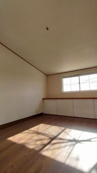 深谷市畠山　中古住宅の洋室