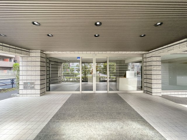 サーパス芦花公園