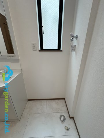 藤沢市大庭5221番　新築戸建　全3棟C号棟のランドリースペース