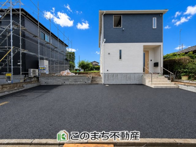 CRADLEGARDEN真岡市並木町第7の駐車場|カースペースは並列３台分ございます！