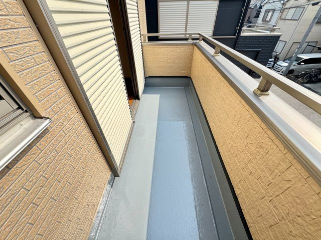大阪府堺市西区草部1224−１６のバルコニー