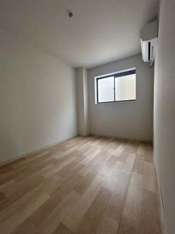 レジデンス三津屋の寝室