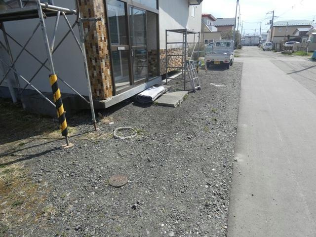 昭和南６－２２－３貸家の駐車場