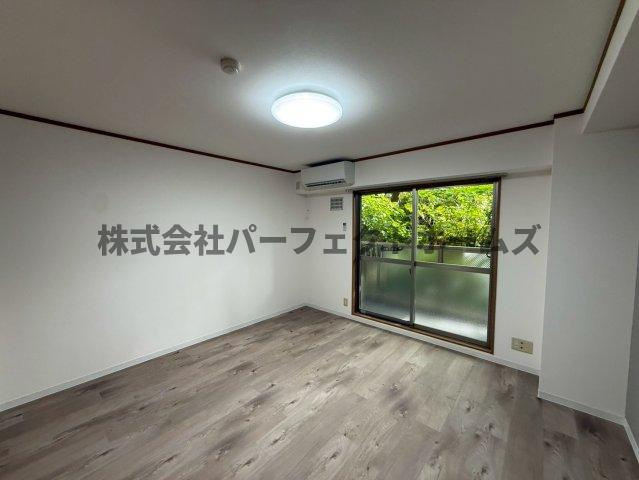 枚方グランドマンションの洋室|個人の部屋や寝室として使える洋室です