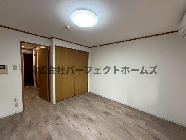 枚方グランドマンションの洋室|落ち着いた色調の洋室です