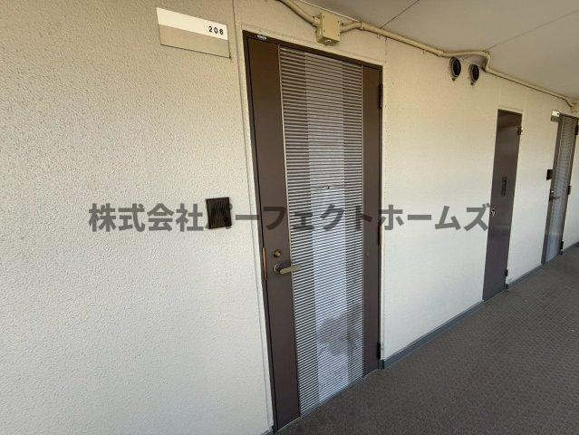 枚方グランドマンションの玄関|きれいな玄関です
