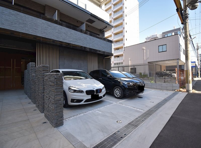 【駐車場】ファーストフィオーレ江坂垂水町