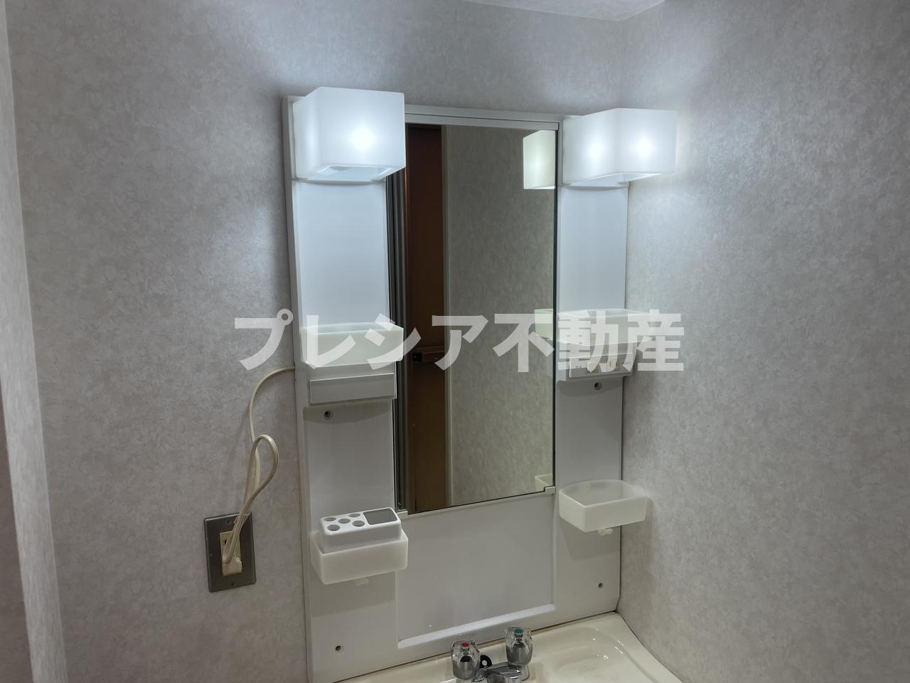 エトワール甲子園の独立洗面台