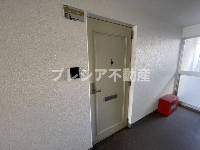 エトワール甲子園の玄関