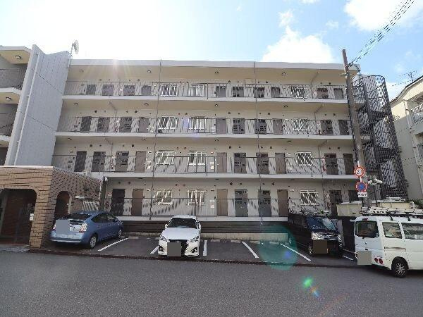 日商岩井第5緑地公園マンションの外観