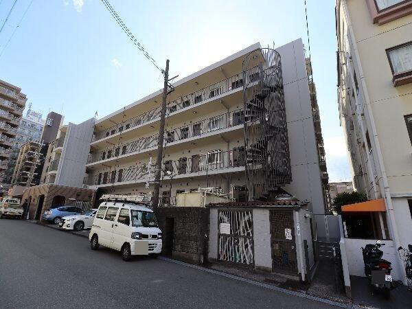 日商岩井第5緑地公園マンションの外観