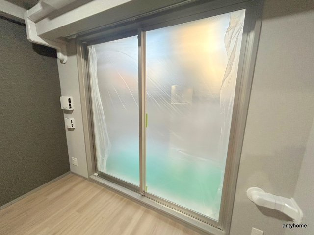 スプランディッド江坂III 仲介手数料無料のバルコニー