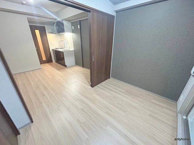 スプランディッド江坂III 仲介手数料無料の寝室