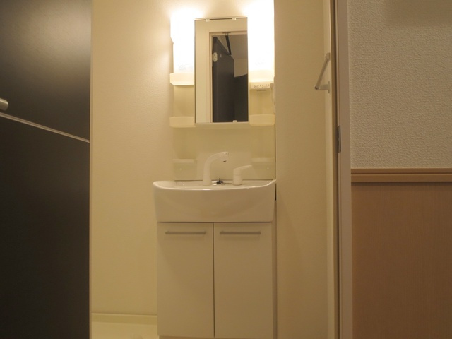 ソレーユの洗面所|綺麗な洗面台で身支度もはかどります♪