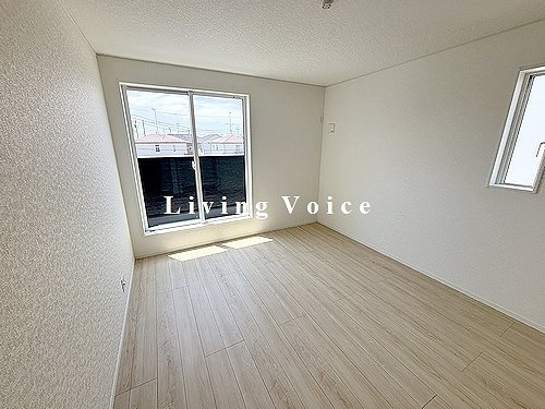 【仲介手数料０円】厚木市下川入第18　新築一戸建て　全3棟の洋室|厚木市下川入第18　新築一戸建て　全3棟