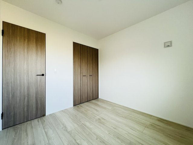 碧南市宮町6丁目287番『仲介手数料無料』新築一戸建て・建売の洋室