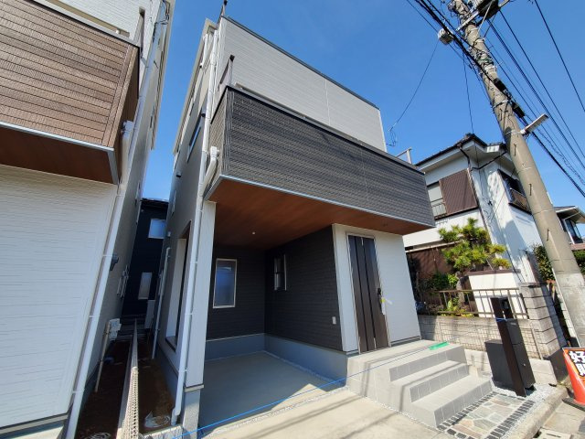八潮市　緑町5丁目　新築戸建　全2棟の収納|便利な収納スペースです