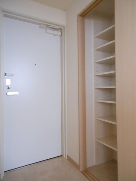 KDXレジデンス東桜Iの玄関