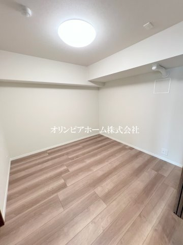 東大島ハイライズ　最上階　11階　リノベーション済 　の洋室