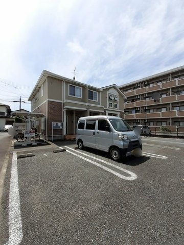 熊本市東区保田窪本町のアパートの駐車場|駐車スペースもあります