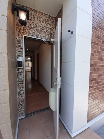 菊池郡菊陽町花立１丁目のアパートのエントランス|ゆとりのあるエントランスです