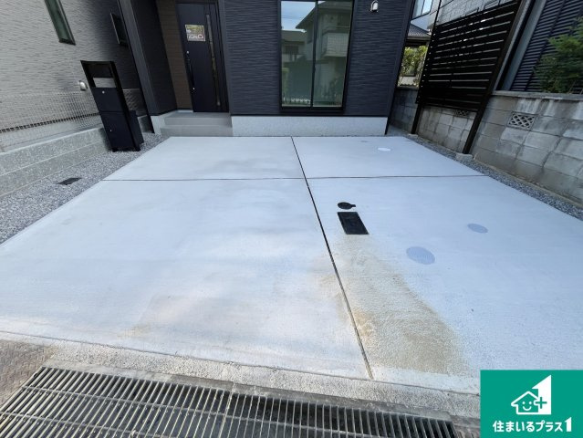 野洲市近江富士　第2期　新築一戸建ての駐車場|駐車スペース！散水栓があるので、こまめに愛車を洗えます！
