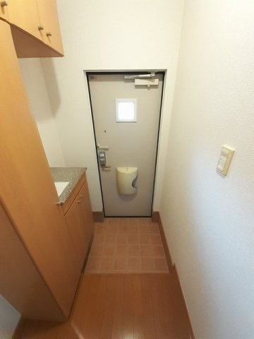 熊本市北区楡木４丁目のアパートの玄関|毎日通る玄関はこちらです