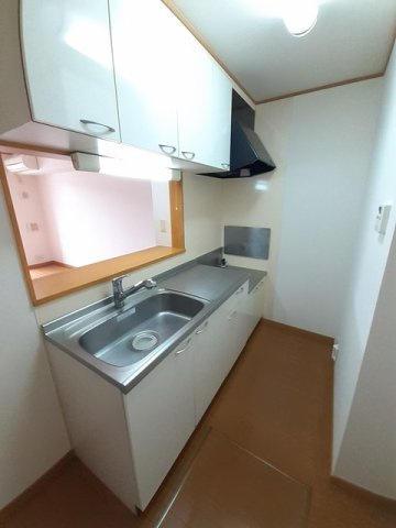 熊本市北区楡木４丁目のアパートのキッチン|コンパクトなキッチンで掃除もラクラク