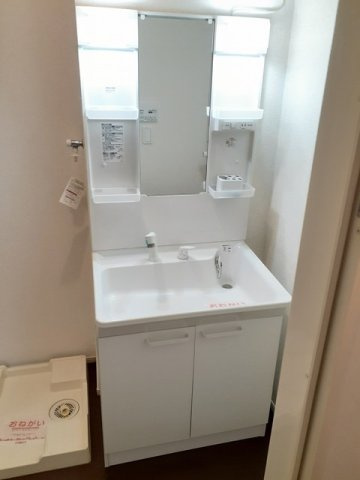 シャルム　シルバの洗面所|広い洗面スペース