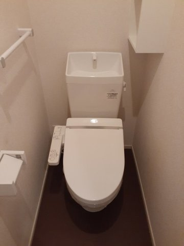 シャルム　シルバのトイレ|コンパクトで使いやすいトイレです