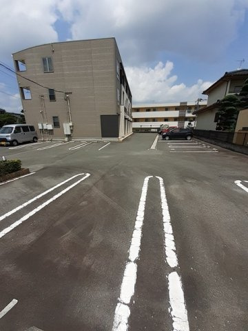 熊本市北区飛田４丁目のアパートの駐車場|駐車スペースもあります