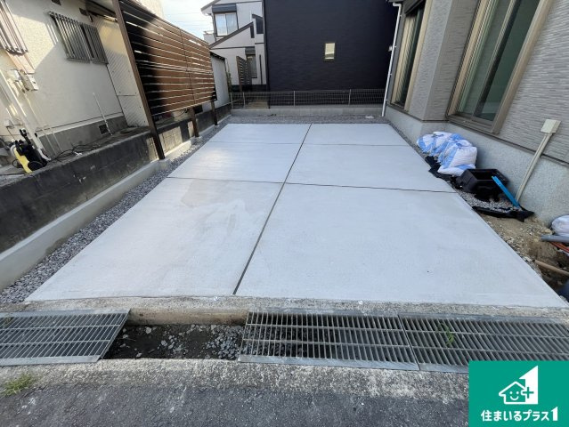 野洲市近江富士　第2期　新築一戸建ての駐車場|駐車スペース！散水栓があるので、こまめに愛車を洗えます！
