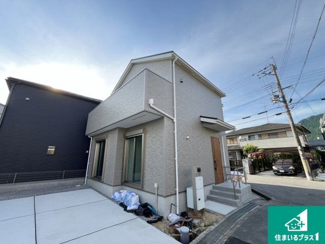 野洲市近江富士　第2期　新築一戸建ての外観|お客様に長く安心して住んでいだだける事にこだわった家づくり！住んでからのアフターサービスにもしっかりと取り組んでいます！