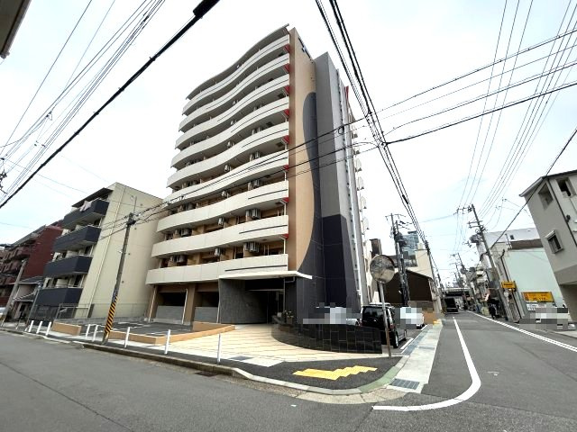 セレニテ三宮プリエ