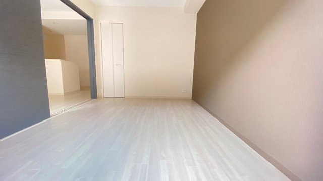 ペルル寺門の内装