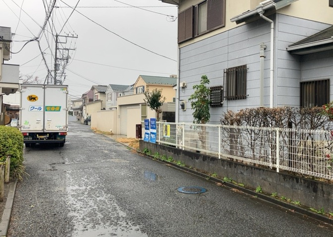 【展望】 | センチュリー八王子ひよどり山 | 景色重視でお家選ぶをするとスーパーが遠い！学校が遠い！など生活をするうえで利便性で困ることもあります。まず一度現地を見学する際に、周辺の施設などがあるかを確認し、暮らし始めた後のことを想像しましょう。