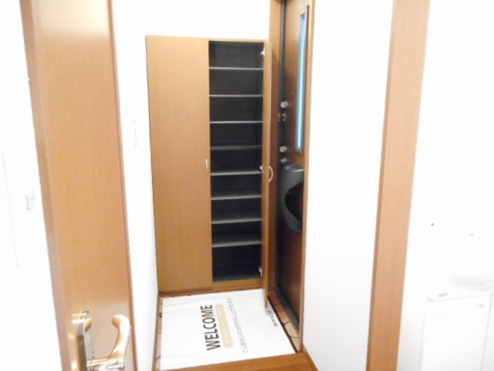 アバンダント妙典の玄関