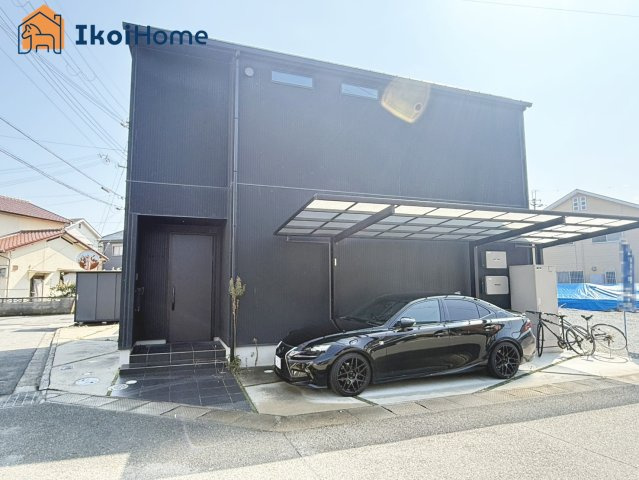 明石市大久保町西島　中古戸建のエントランス|●資料・カタログのご請求無料●　江井島小学校までは徒歩12分、江井島中学校までは徒歩5分。