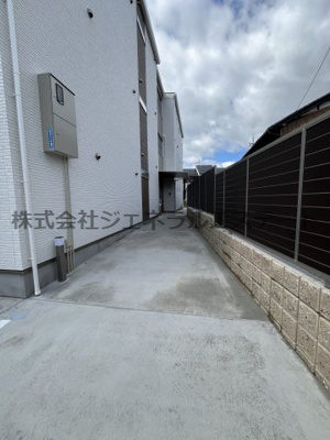 【エントランス】 | Soleil萱島東
