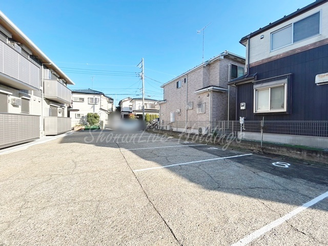 大和市深見西１丁目のアパートのエントランス