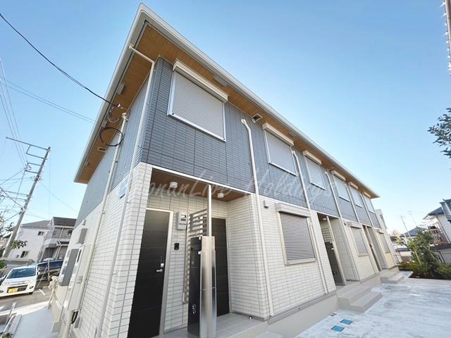 大和市深見西１丁目のアパートの外観