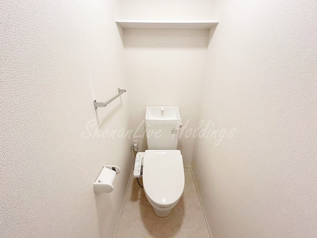 大和市深見西１丁目のアパートのトイレ