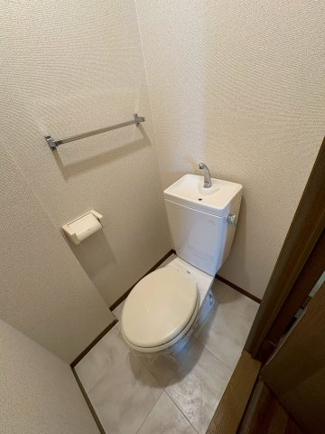 アバンウェル小林のトイレ|シンプルで使いやすいトイレです