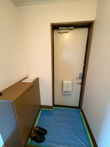 アバンウェル小林の玄関|明るい玄関です
