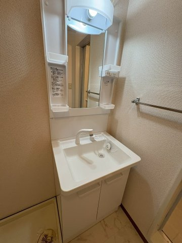 アバンウェル小林の洗面所|使いやすい洗面所です